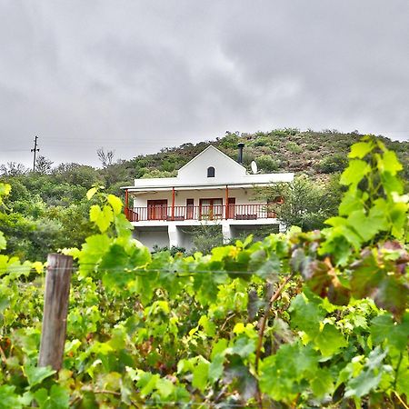 Orange Grove Villa Robertson Exterior photo