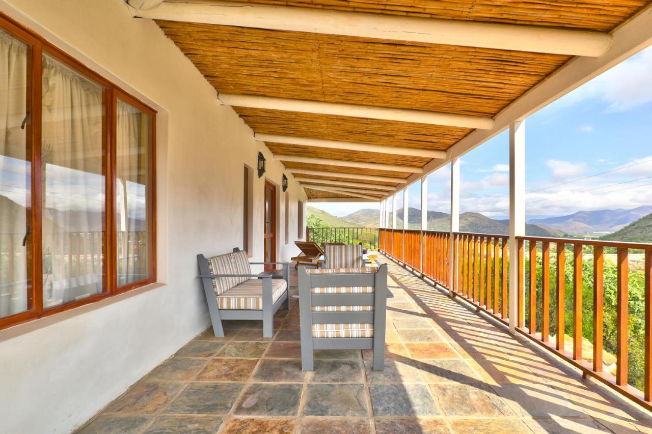 Orange Grove Villa Robertson Exterior photo